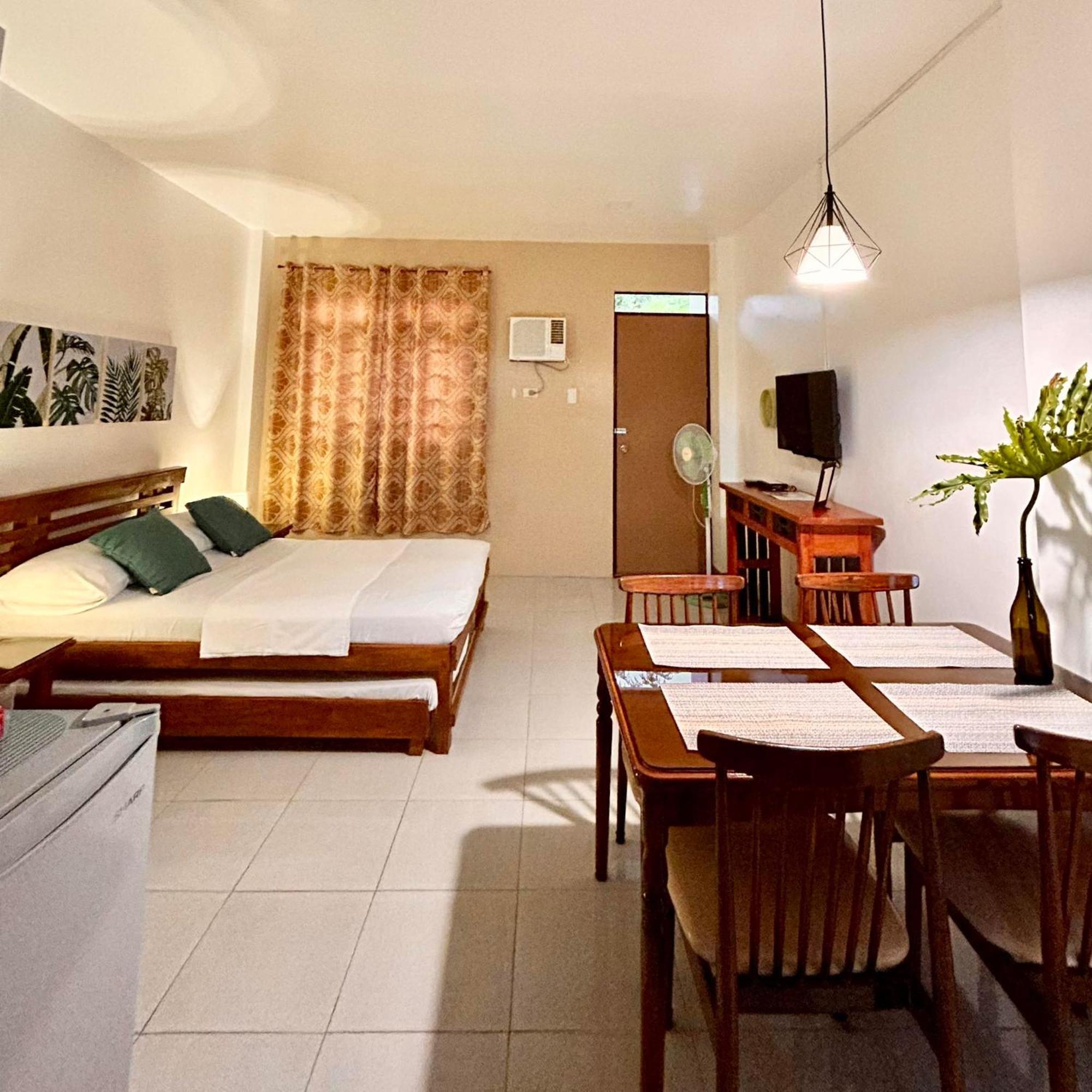 Jora Studio Apartment 1-C Dagupan City Kültér fotó
